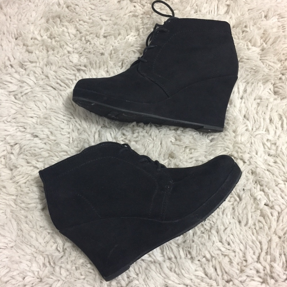 Mossimo Black Suede Wedges